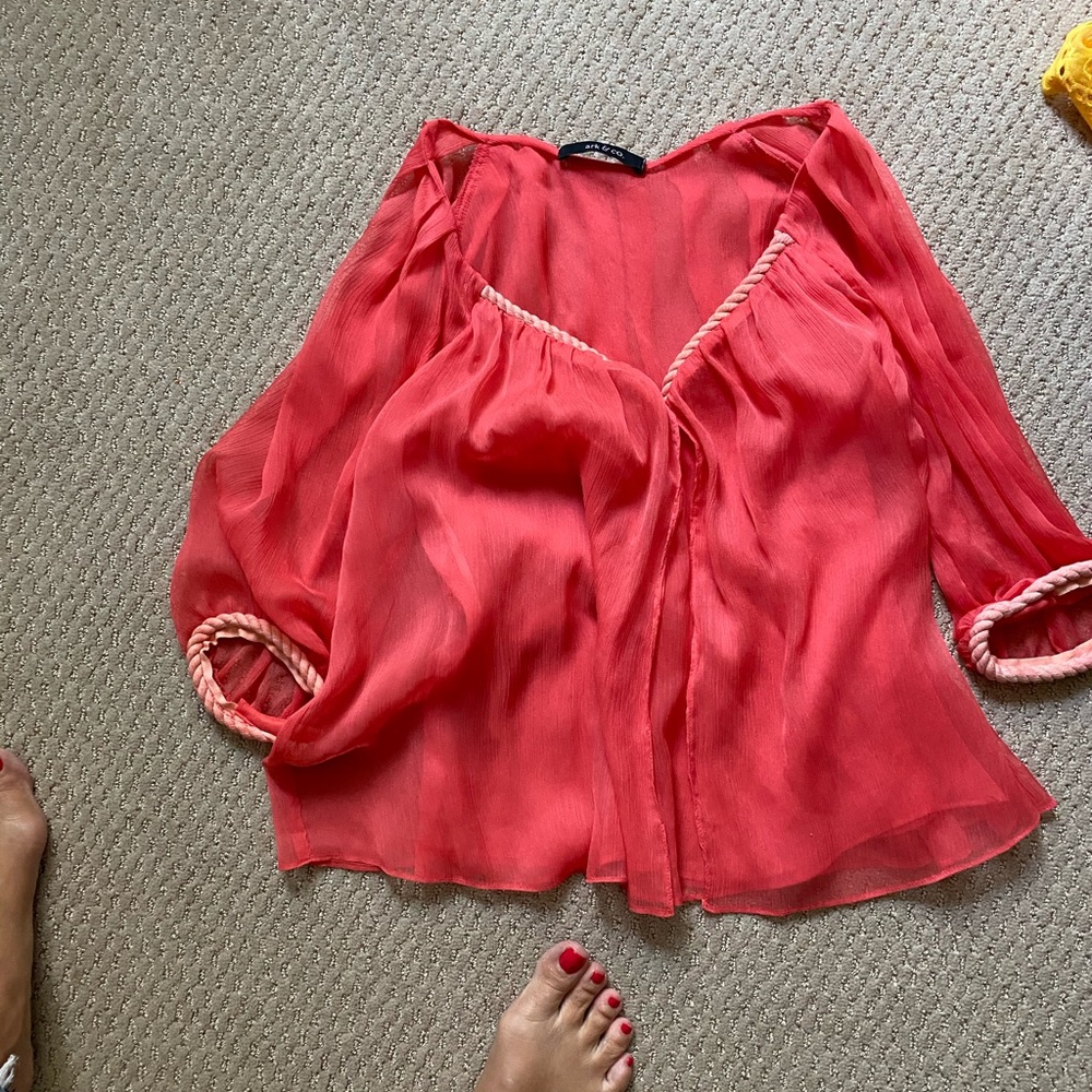 Blouse sheer lined